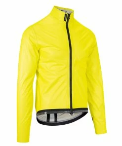 Assos - Equipe RS Rain Jacket EVO - Unisex - Fluo Yellow 7 Assos - Equipe RS Rain Jacket EVO - Unisex - Fluo Yellow -Assos Sales Store EQUIPE RS Schlosshund Rain Jacket EVO Fluo Yellow 2 M 25454.1645801418