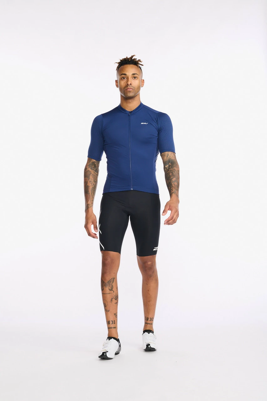 2XU - Aero Cycle Short Sleeve Jersey - Men's - Medieval/White Reflective - 2023 13 2XU - Aero Cycle Short Sleeve Jersey - Men's - Medieval/White Reflective - 2023 - Image 13