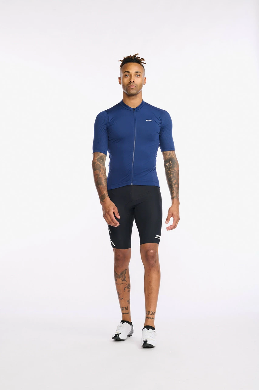 2XU - Aero Cycle Short Sleeve Jersey - Men's - Medieval/White Reflective - 2023 12 2XU - Aero Cycle Short Sleeve Jersey - Men's - Medieval/White Reflective - 2023 - Image 12