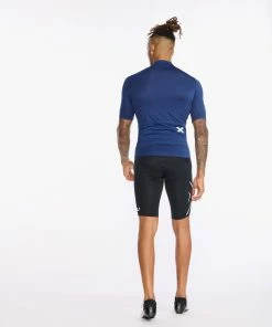 2XU - Aero Cycle Short Sleeve Jersey - Men's - Medieval/White Reflective - 2023 25 2XU - Aero Cycle Short Sleeve Jersey - Men's - Medieval/White Reflective - 2023 -Assos Sales Store MC6649a MED WRF 07 55165.1645201080