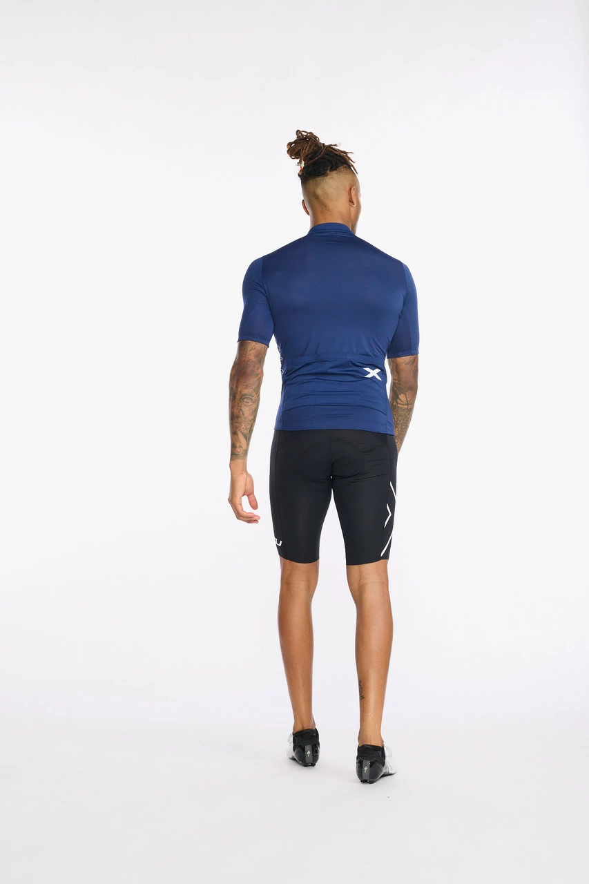 2XU - Aero Cycle Short Sleeve Jersey - Men's - Medieval/White Reflective - 2023 5 2XU - Aero Cycle Short Sleeve Jersey - Men's - Medieval/White Reflective - 2023 - Image 5
