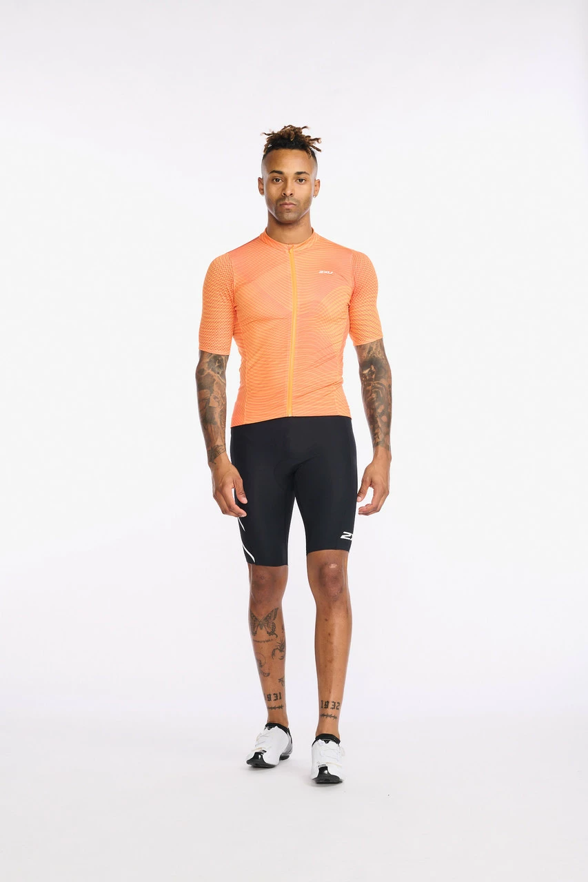 2XU - Aero Cycle Short Sleeve Jersey - Men's - Turmeric/White Reflective 3 2XU - Aero Cycle Short Sleeve Jersey - Men's - Turmeric/White Reflective - Image 3