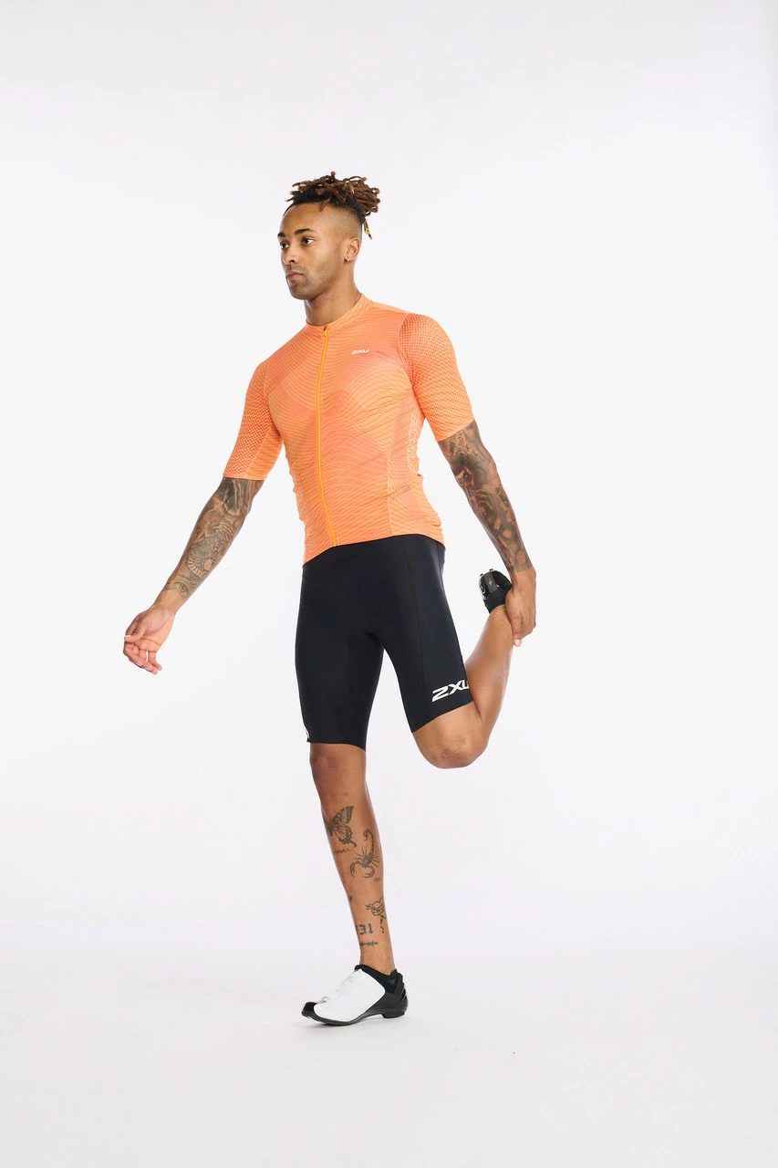 2XU - Aero Cycle Short Sleeve Jersey - Men's - Turmeric/White Reflective 2 2XU - Aero Cycle Short Sleeve Jersey - Men's - Turmeric/White Reflective - Image 2
