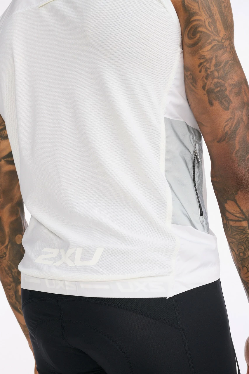 2XU - Aero Cycle Gilet - Men's - White/White Reflective - 2023 22 2XU - Aero Cycle Gilet - Men's - White/White Reflective - 2023 - Image 22