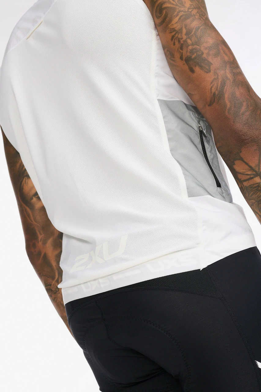 2XU - Aero Cycle Gilet - Men's - White/White Reflective - 2023 21 2XU - Aero Cycle Gilet - Men's - White/White Reflective - 2023 - Image 21