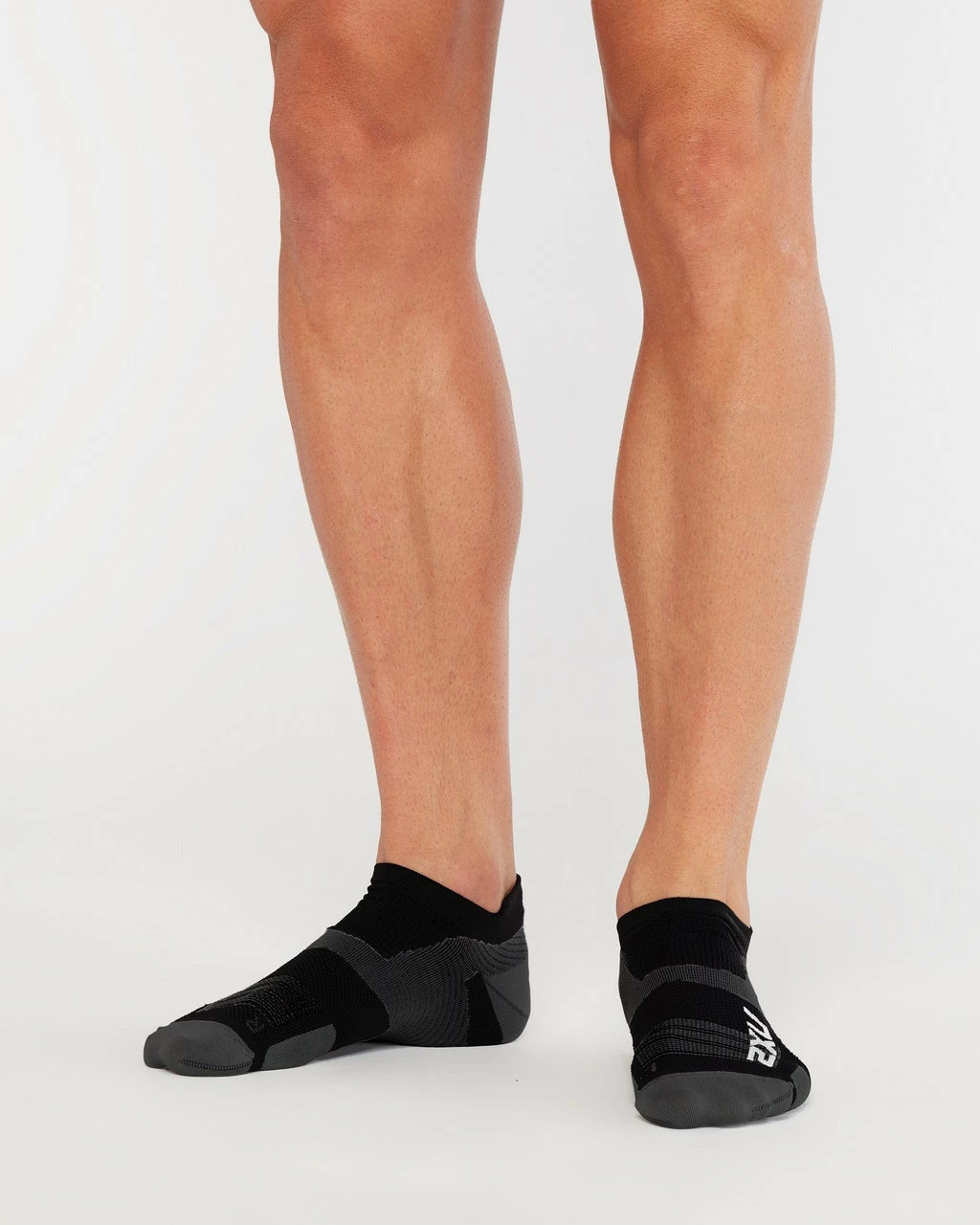 2XU - Vectr Ultralight No Show Socks - 2023 3 2XU - Vectr Ultralight No Show Socks - 2023 - Image 3