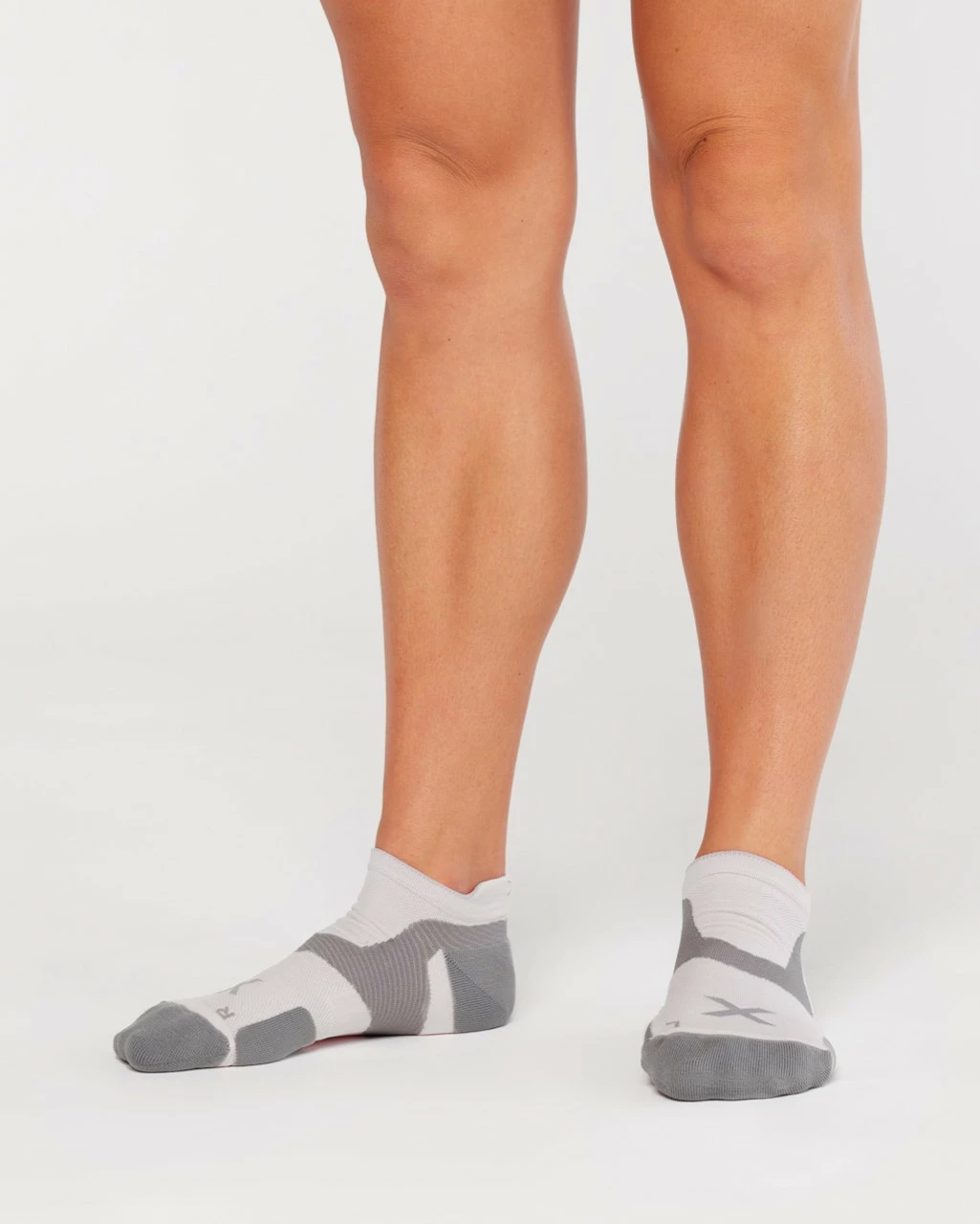 2XU - Vectr Cushion No-Show Socks - 2023 4 2XU - Vectr Cushion No-Show Socks - 2023 - Image 4