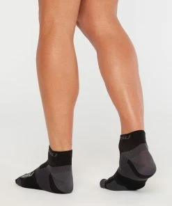 2XU - Vectr Ultralight 1/4 Crew Socks - 2023 7 2XU - Vectr Ultralight 1/4 Crew Socks - 2023 -Assos Sales Store UA5046e BLK TTM 02 15069.1652688730