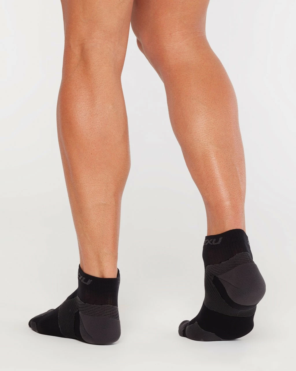 2XU - Vectr Cushion 1/4 Crew Socks - 2023 3 2XU - Vectr Cushion 1/4 Crew Socks - 2023 - Image 3