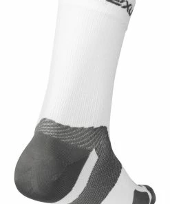 2XU - Vectr Ultralight Crew Socks - 2023 8 2XU - Vectr Ultralight Crew Socks - 2023 -Assos Sales Store UA5051e WHT GRY 02 60076.1637573151