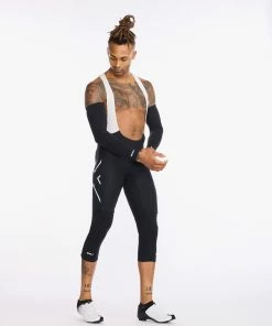 2XU - Aero Cycle Arm Warmers - Unisex - Black/White - 2023 34 2XU - Aero Cycle Arm Warmers - Unisex - Black/White - 2023 -Assos Sales Store UC6656a BLK WHT 13 28796.1645199799