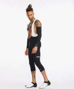 2XU - Aero Cycle Arm Warmers - Unisex - Black/White - 2023 33 2XU - Aero Cycle Arm Warmers - Unisex - Black/White - 2023 -Assos Sales Store UC6656a BLK WHT 15 40997.1645199799