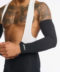 2XU - Aero Cycle Arm Warmers - Unisex - Black/White - 2023 37 2XU - Aero Cycle Arm Warmers - Unisex - Black/White - 2023 -Assos Sales Store UC6656a BLK WHT 18 56518.1645199799