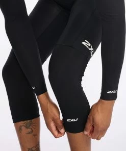 2XU - Aero Cycle Knee Warmers - Unisex - Black/White - 2023 -Assos Sales Store UC6657b BLK WHT 20 12413.1645199613