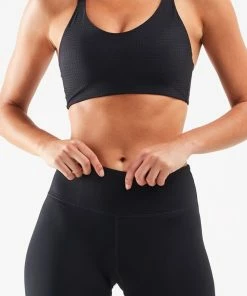 2XU - Women's Aero Medium Impact Bra - Black/Black - Autumn/Winter - 2023