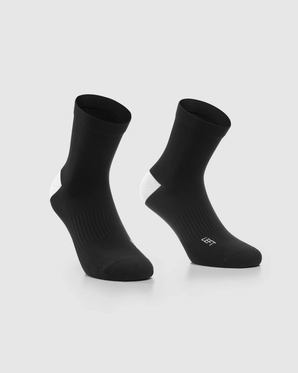 Assos - Essence Socks Low - Twin Pack - Unisex - Black Series - 2023 1 Assos - Essence Socks Low - Twin Pack - Unisex - Black Series - 2023